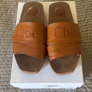 Chloé Brown Leather Slides-size 37 or 7. Good condition. Very lightly used.